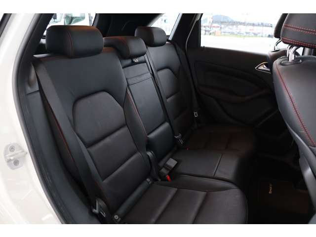 メルセデスベンツ Ｂクラス Ｂ２５０ ４マティック スポーツ ４ＷＤ H27年 (近畿) 99