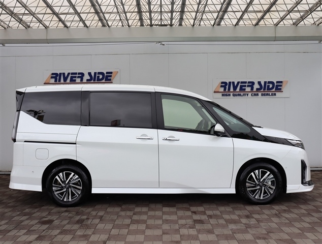 日産 セレナ １．４ Ｅ－ＰＯＷＥＲ ハイウェイスターＶ R6年 (関東) 99