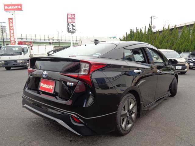 トヨタ プリウス １．８ Ａ ツーリングセレクション R2年 (中国) 99