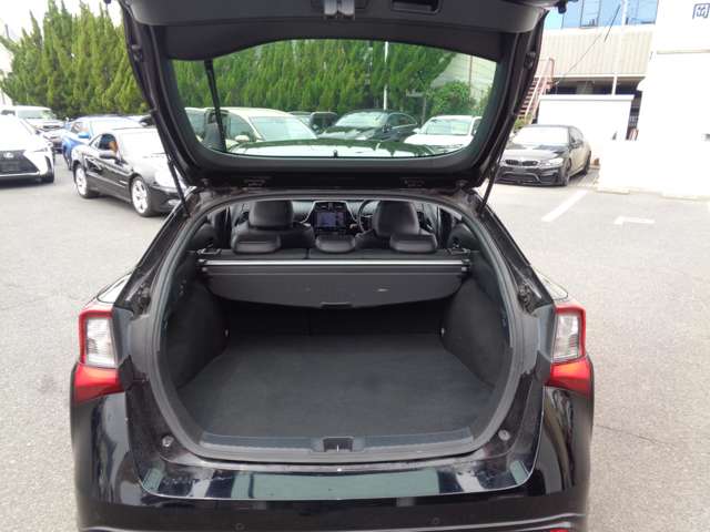 トヨタ プリウス １．８ Ａ ツーリングセレクション R2年 (中国) 99