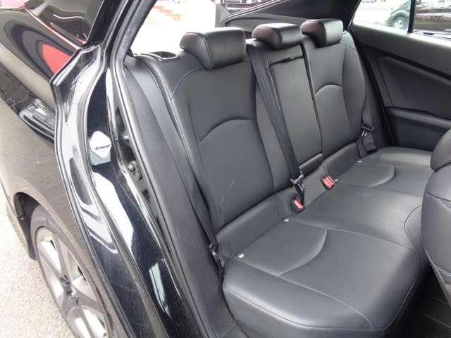 トヨタ プリウス １．８ Ａ ツーリングセレクション R2年 (中国) 99