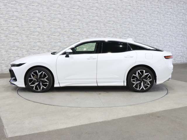 トヨタ クラウン　クロスオーバー　ハイブリッド ２．５ Ｇ アドバンスト レザー パッケージ Ｅ－ＦＯＵＲ ４ＷＤ R4年 (関東) 99