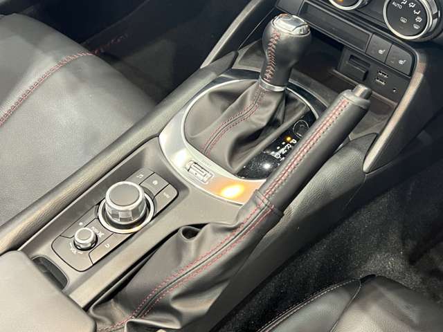 マツダ ロードスター １．５ Ｓ レザーパッケージ R1年 (関東) 99