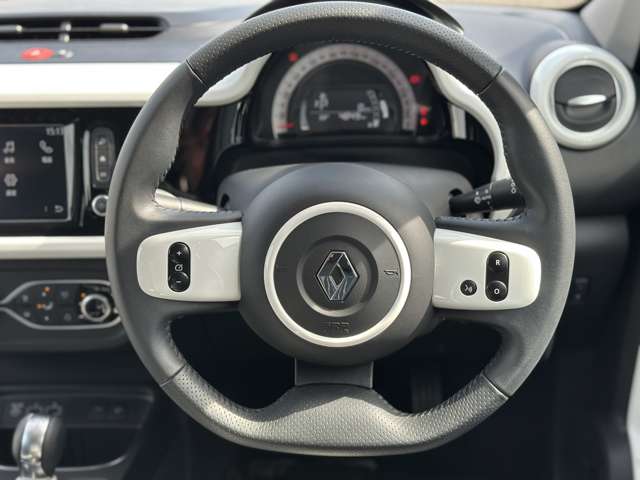 ルノー トゥインゴ インテンス　キャンバストップ R5年 (近畿) 99