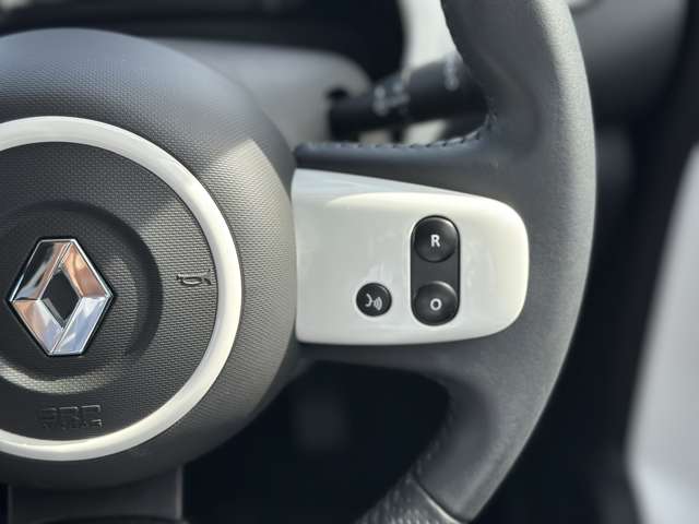 ルノー トゥインゴ インテンス　キャンバストップ R5年 (近畿) 99