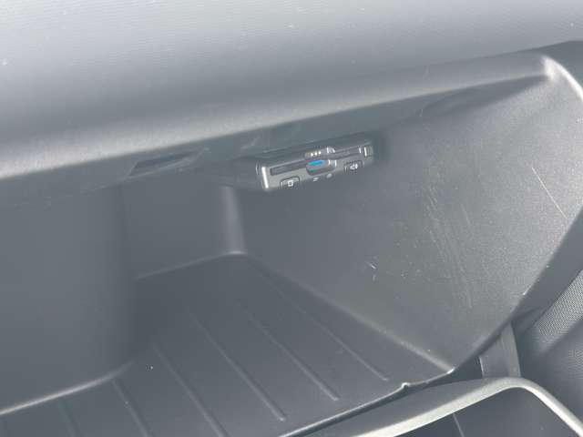 ルノー トゥインゴ インテンス　キャンバストップ R5年 (近畿) 99