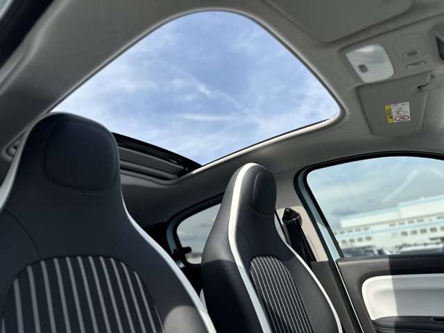 ルノー トゥインゴ インテンス　キャンバストップ R5年 (近畿) 99