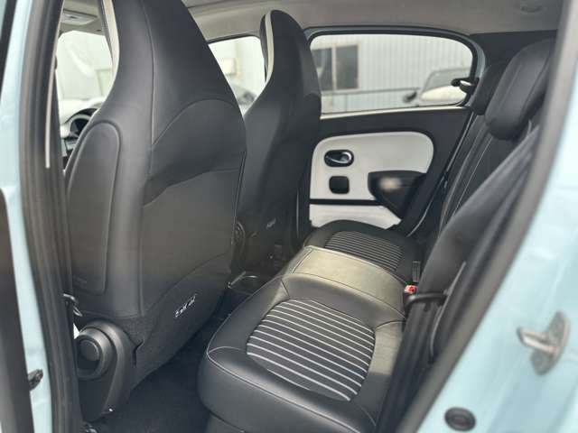 ルノー トゥインゴ インテンス　キャンバストップ R5年 (近畿) 99