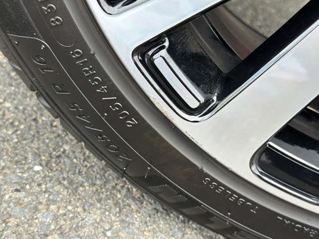 ルノー トゥインゴ インテンス　キャンバストップ R5年 (近畿) 99