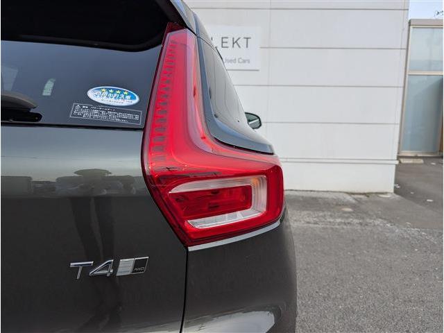 ボルボ ＸＣ４０ Ｔ４ ＡＷＤ インスクリプション ４ＷＤ H30年 (東北) 99