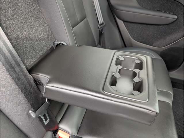 ボルボ ＸＣ４０ Ｔ４ ＡＷＤ インスクリプション ４ＷＤ H30年 (東北) 99