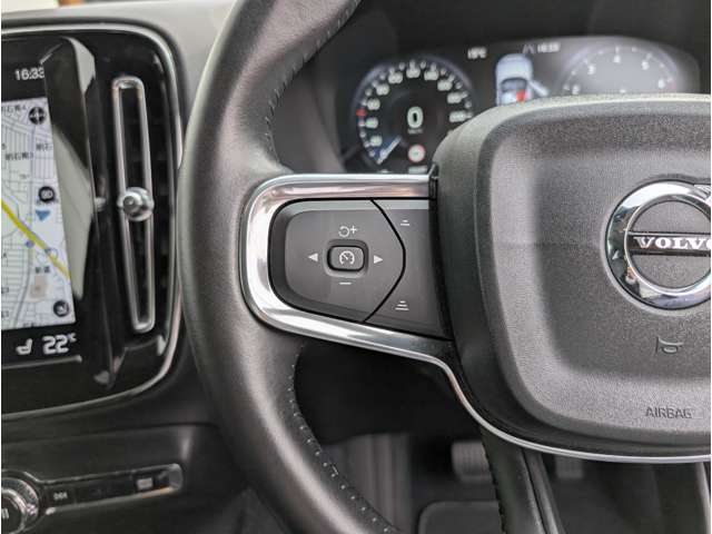 ボルボ ＸＣ４０ Ｔ４ ＡＷＤ インスクリプション ４ＷＤ H30年 (東北) 99