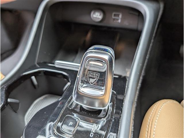 ボルボ ＸＣ４０ Ｂ４ ＡＷＤ インスクリプション ４ＷＤ R4年 (東北) 99