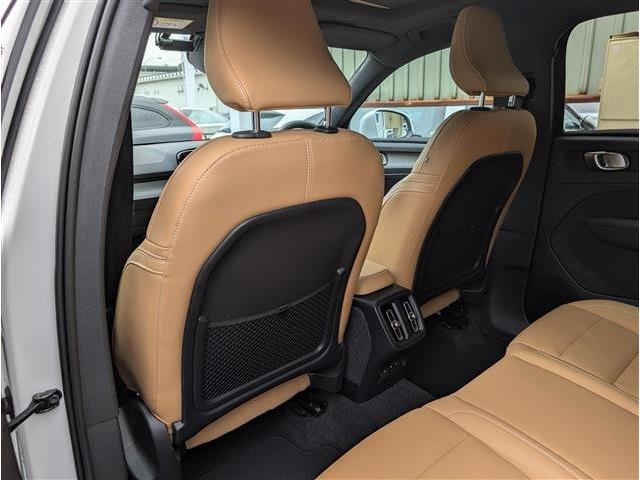 ボルボ ＸＣ４０ Ｂ４ ＡＷＤ インスクリプション ４ＷＤ R4年 (東北) 99