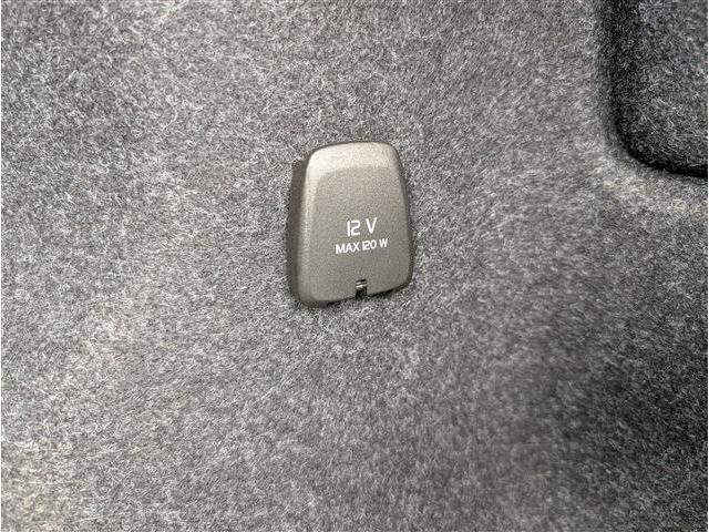 ボルボ ＸＣ４０ Ｂ４ ＡＷＤ インスクリプション ４ＷＤ R4年 (東北) 99