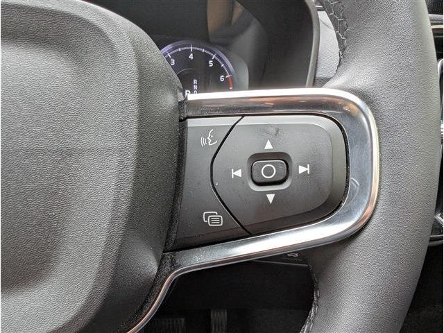 ボルボ ＸＣ４０ Ｂ４ ＡＷＤ インスクリプション ４ＷＤ R4年 (東北) 99