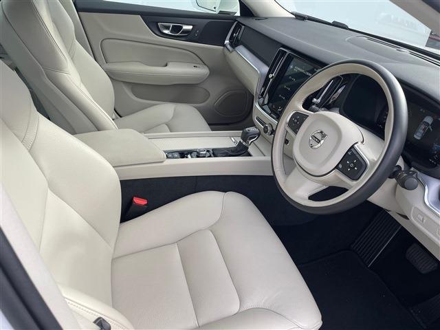 ボルボ Ｓ６０ Ｔ４　モメンタム R1年 (東北) 99