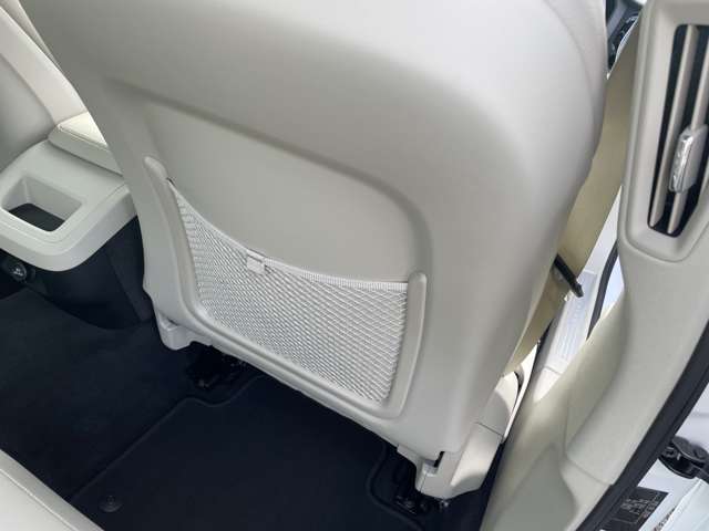 ボルボ Ｓ６０ Ｔ４　モメンタム R1年 (東北) 99