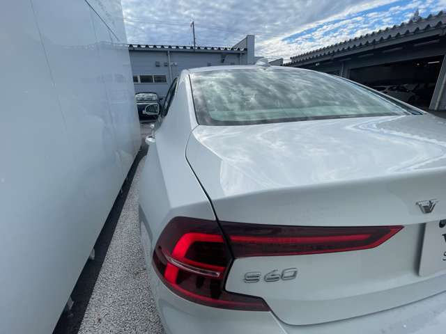 ボルボ Ｓ６０ Ｔ４　モメンタム R1年 (東北) 99