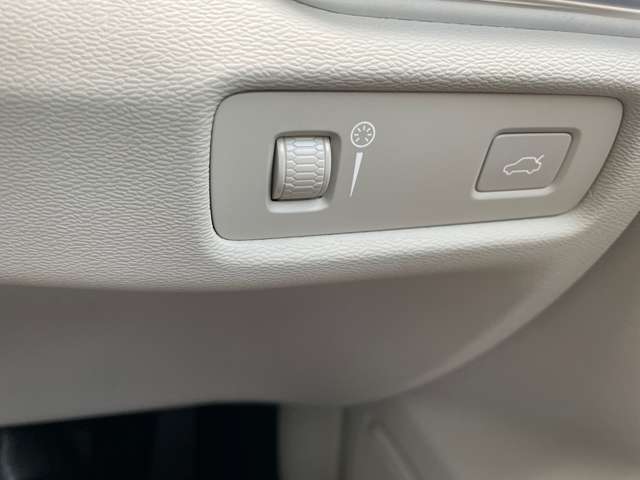 ボルボ Ｓ６０ Ｔ４　モメンタム R1年 (東北) 99