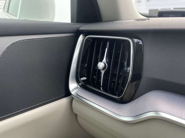 ボルボ Ｓ６０ Ｔ４　モメンタム R1年 (東北) 99