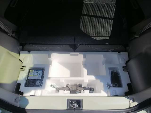 スズキ アルトラパン　ＬＣ ＬＣ ６６０ Ｘ R6年 (関東) 99