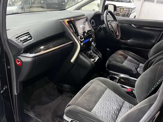 トヨタ アルファード ２．５ Ｓ Ａパッケージ H28年 (関東) 99