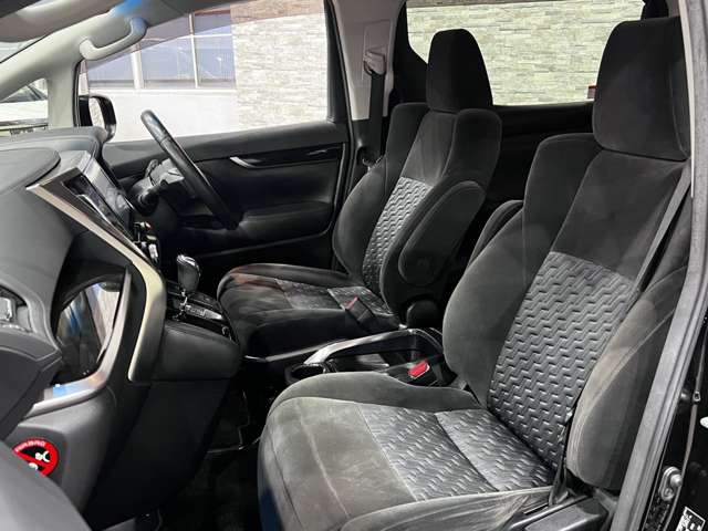 トヨタ アルファード ２．５ Ｓ Ａパッケージ H28年 (関東) 99