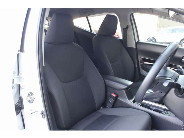 トヨタ アクア １．５ Ｚ R4年 (関東) 99