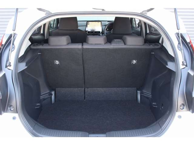 トヨタ アクア １．５ Ｚ R4年 (関東) 99