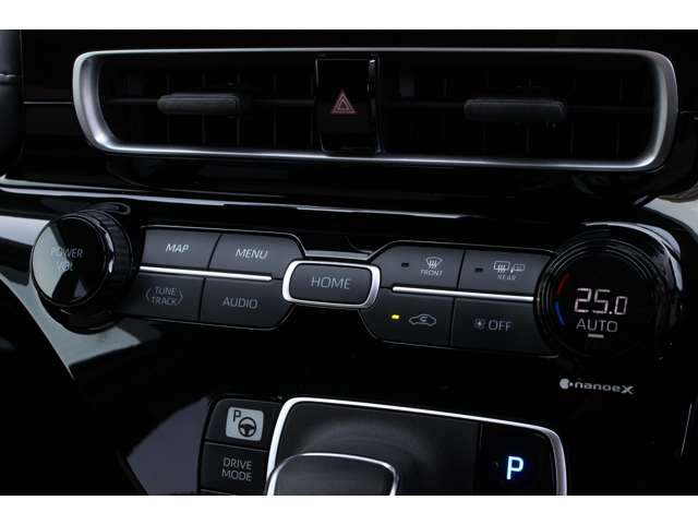 トヨタ アクア １．５ Ｚ R4年 (関東) 99