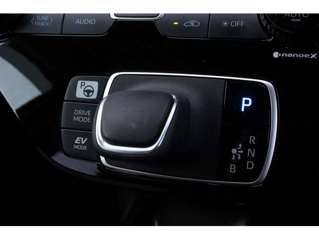 トヨタ アクア １．５ Ｚ R4年 (関東) 99