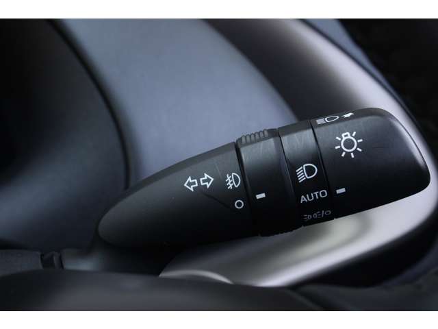 トヨタ アクア １．５ Ｚ R4年 (関東) 99