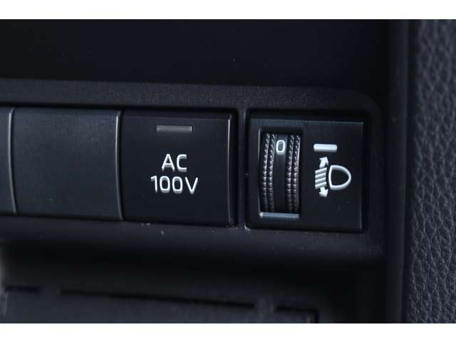 トヨタ アクア １．５ Ｚ R4年 (関東) 99