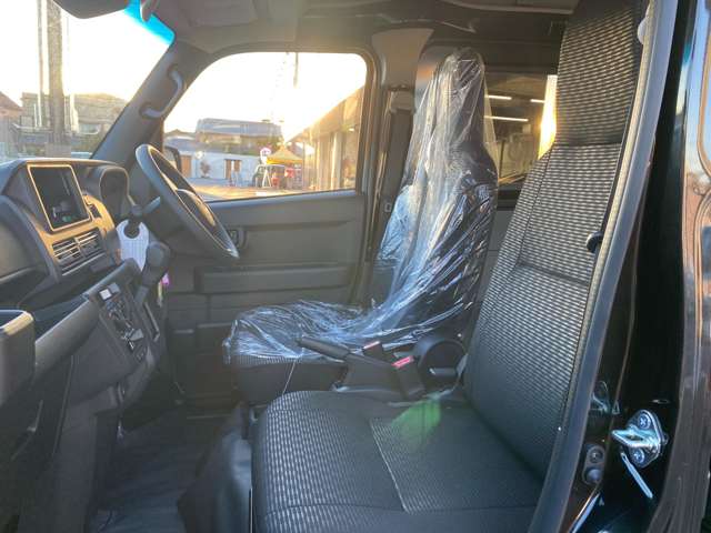 ダイハツ ハイゼットカーゴ ６６０ デラックス R6年 (関東) 99