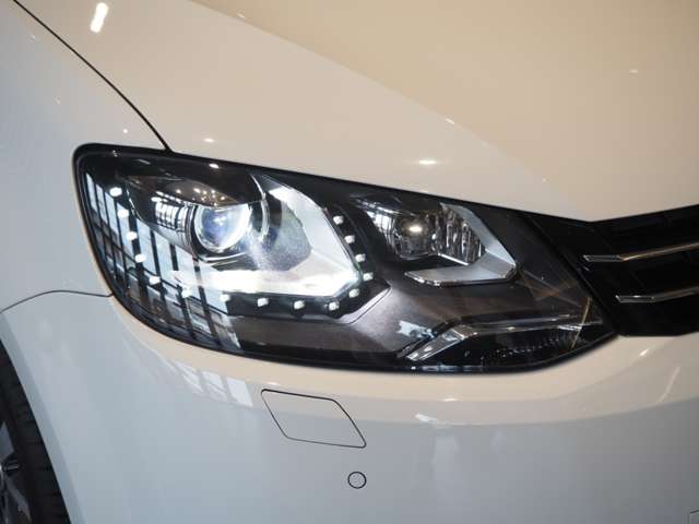 フォルクスワーゲン シャラン ＴＤＩ ハイライン ディーゼルターボ R4年 (近畿) 99