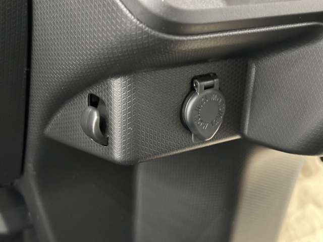 ダイハツ タント ６６０ Ｌ R5年 (中国) 99