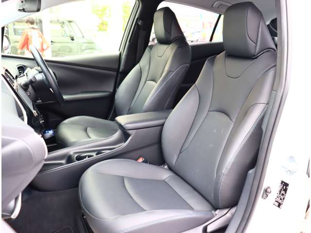 トヨタ プリウス １．８ Ｓ ツーリングセレクション H29年 (関東) 99