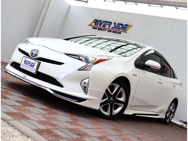 トヨタ プリウス １．８ Ｓ ツーリングセレクション H29年 (関東) 99