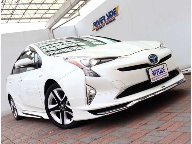 トヨタ プリウス １．８ Ｓ ツーリングセレクション H29年 (関東) 99