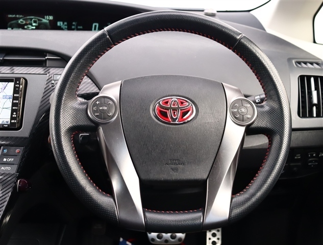 トヨタ プリウス １．８ Ｓ ツーリングセレクション H24年 (関東) 99