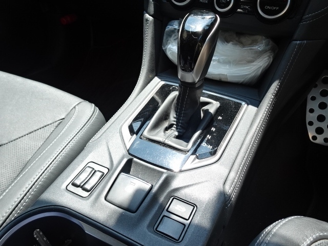 スバル インプレッサスポーツ ２．０ｉ−Ｓ　アイサイト H30年 (関東) 99