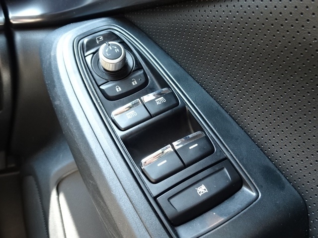 スバル インプレッサスポーツ ２．０ｉ−Ｓ　アイサイト H30年 (関東) 99