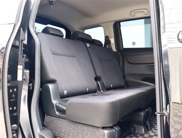 トヨタ シエンタ　ハイブリッド ハイブリッド １．５ Ｇ H28年 (関東) 99