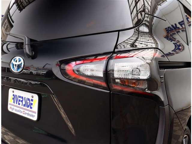 トヨタ シエンタ　ハイブリッド ハイブリッド １．５ Ｇ H28年 (関東) 99