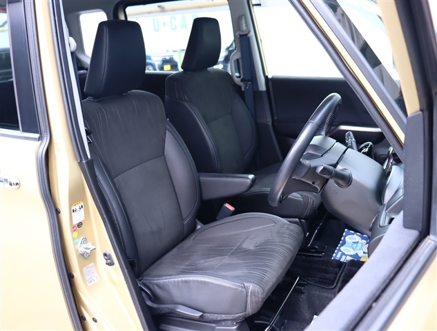 スズキ ソリオ １．２ バンディット Ｆリミテッド H29年 (関東) 99