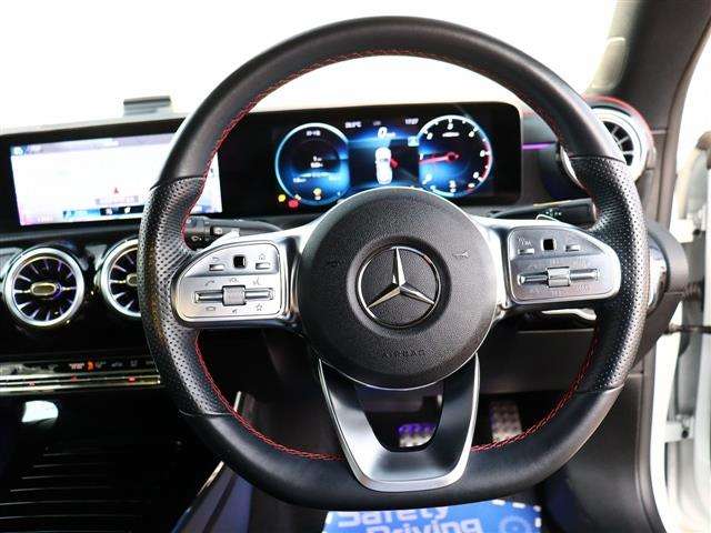 メルセデスベンツ ＣＬＡシューティングブレーク ＣＬＡ２００Ｄ ＡＭＧライン ディーゼルターボ R3年 (関東) 99