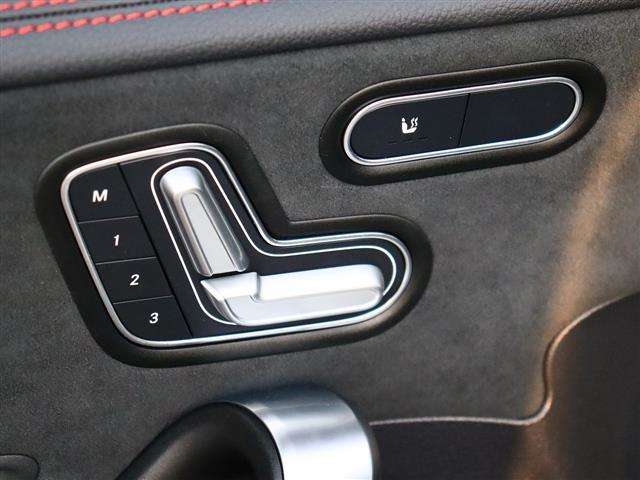 メルセデスベンツ ＣＬＡシューティングブレーク ＣＬＡ２００Ｄ ＡＭＧライン ディーゼルターボ R3年 (関東) 99