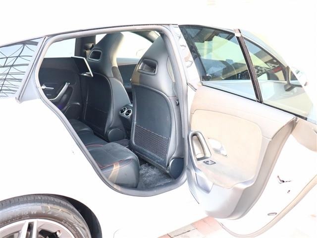 メルセデスベンツ ＣＬＡシューティングブレーク ＣＬＡ２００Ｄ ＡＭＧライン ディーゼルターボ R3年 (関東) 99