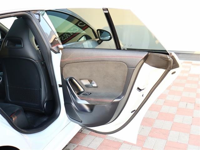 メルセデスベンツ ＣＬＡシューティングブレーク ＣＬＡ２００Ｄ ＡＭＧライン ディーゼルターボ R3年 (関東) 99